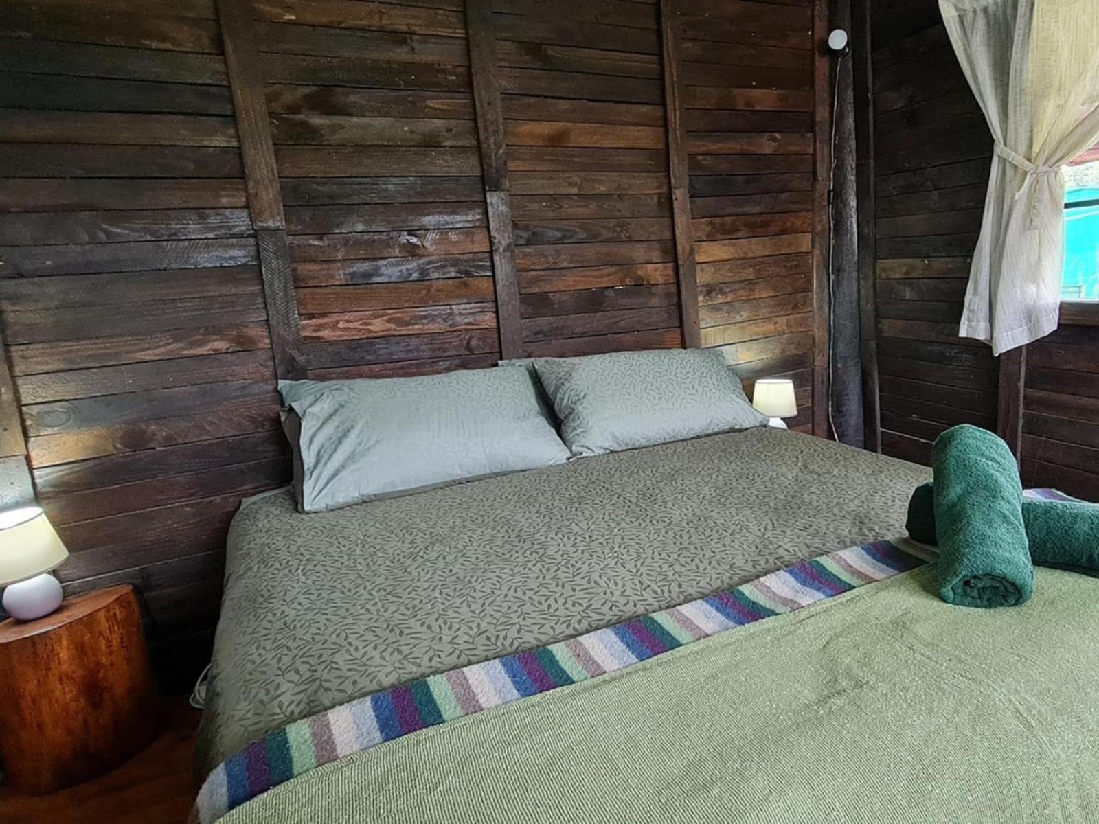 Tsitsikamma Wolf Sanctuary Eco Cabins & Teepees Stormsrivier Habitación foto